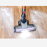 Aspirateur à main puissant sans fil rechargeable utilisé pour nettoyer la voiture, les meubles, les claviers et les petits espaces.